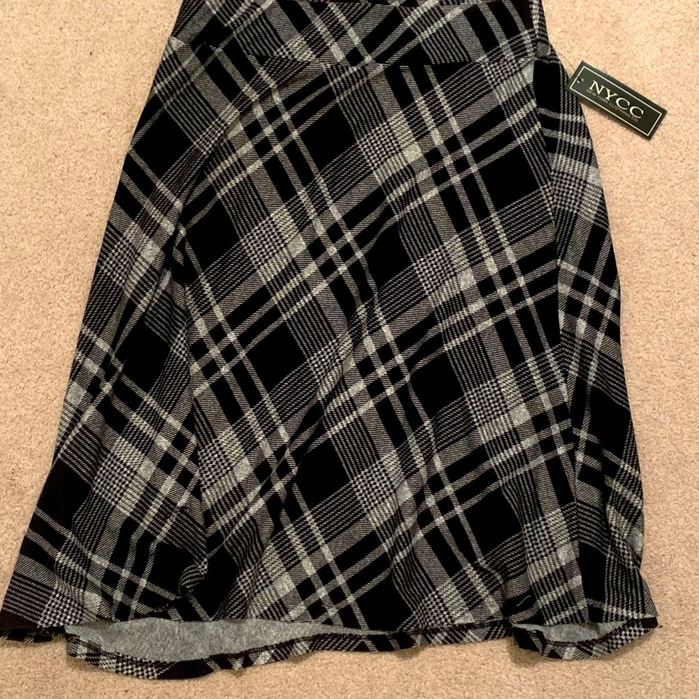 NYCC (never worn) Plaid pencil skirt
